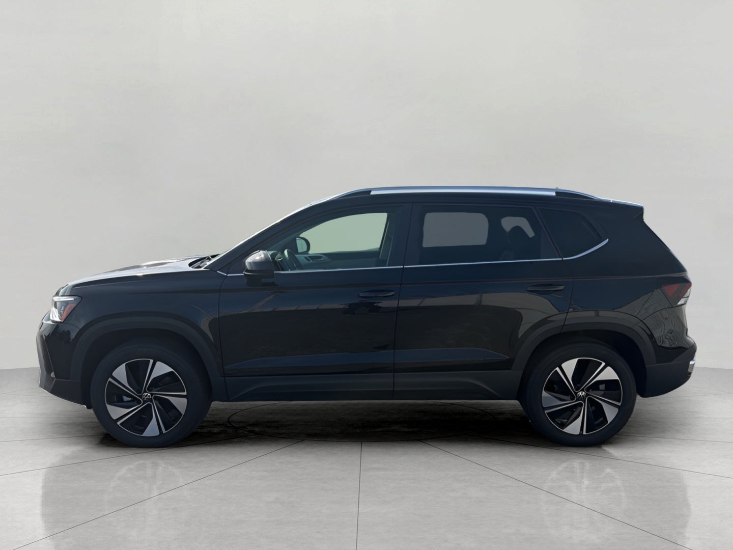 2025 Volkswagen Taos SE 4MOTION