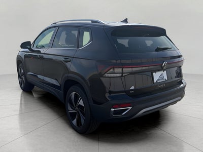 2025 Volkswagen Taos SE 4MOTION