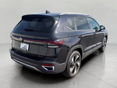 2025 Volkswagen Taos SE 4MOTION
