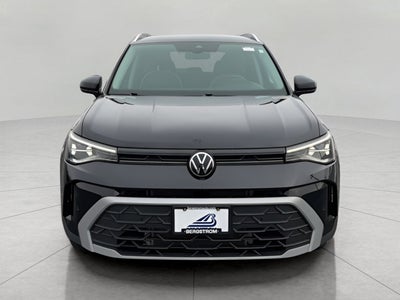 2025 Volkswagen Taos SE 4MOTION