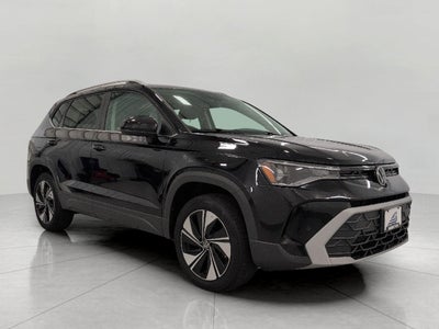 2025 Volkswagen Taos SE 4MOTION