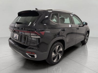 2025 Volkswagen Taos SE 4MOTION