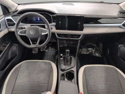 2025 Volkswagen Taos SE 4MOTION
