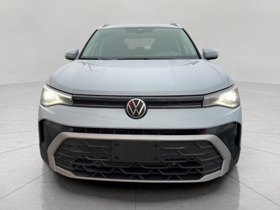 2025 Volkswagen Taos SE 4MOTION