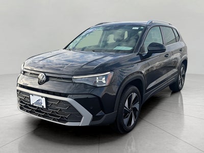 2025 Volkswagen Taos SE 4MOTION