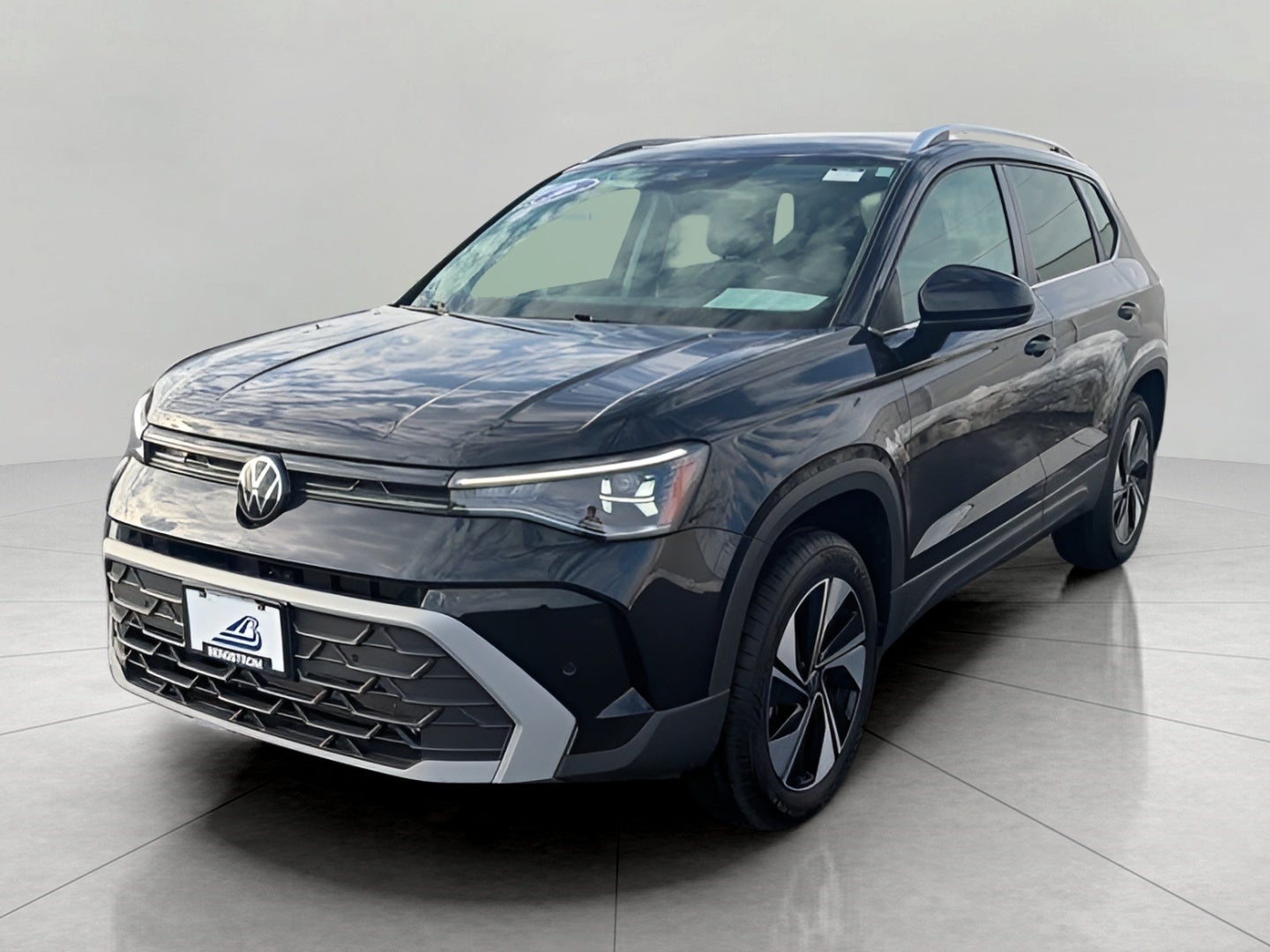 2025 Volkswagen Taos SE 4MOTION