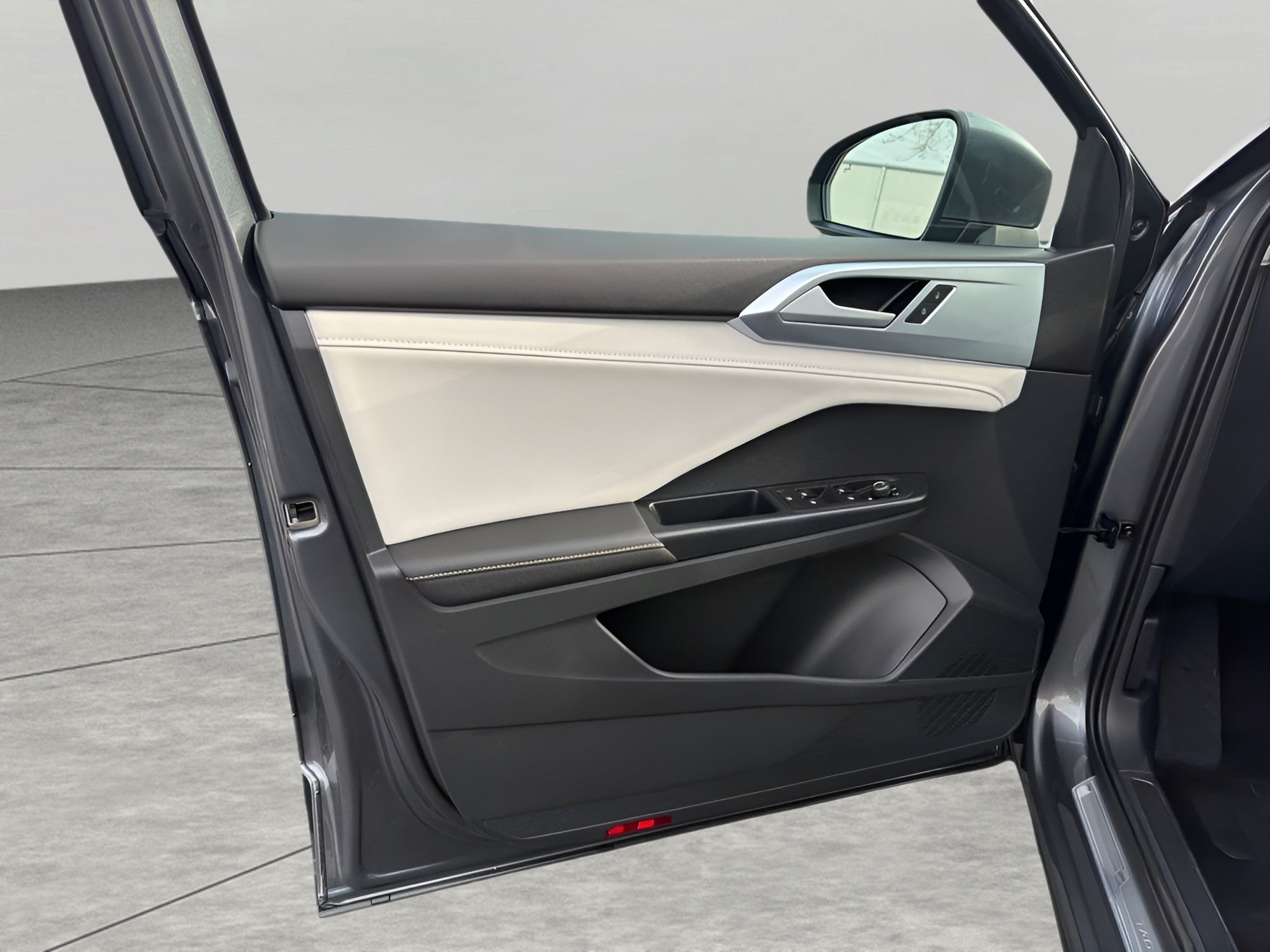 2025 Volkswagen Taos SE 4MOTION