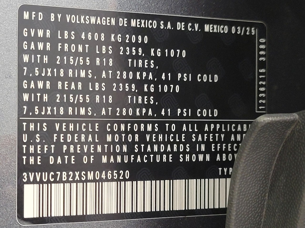 2025 Volkswagen Taos SE 4MOTION