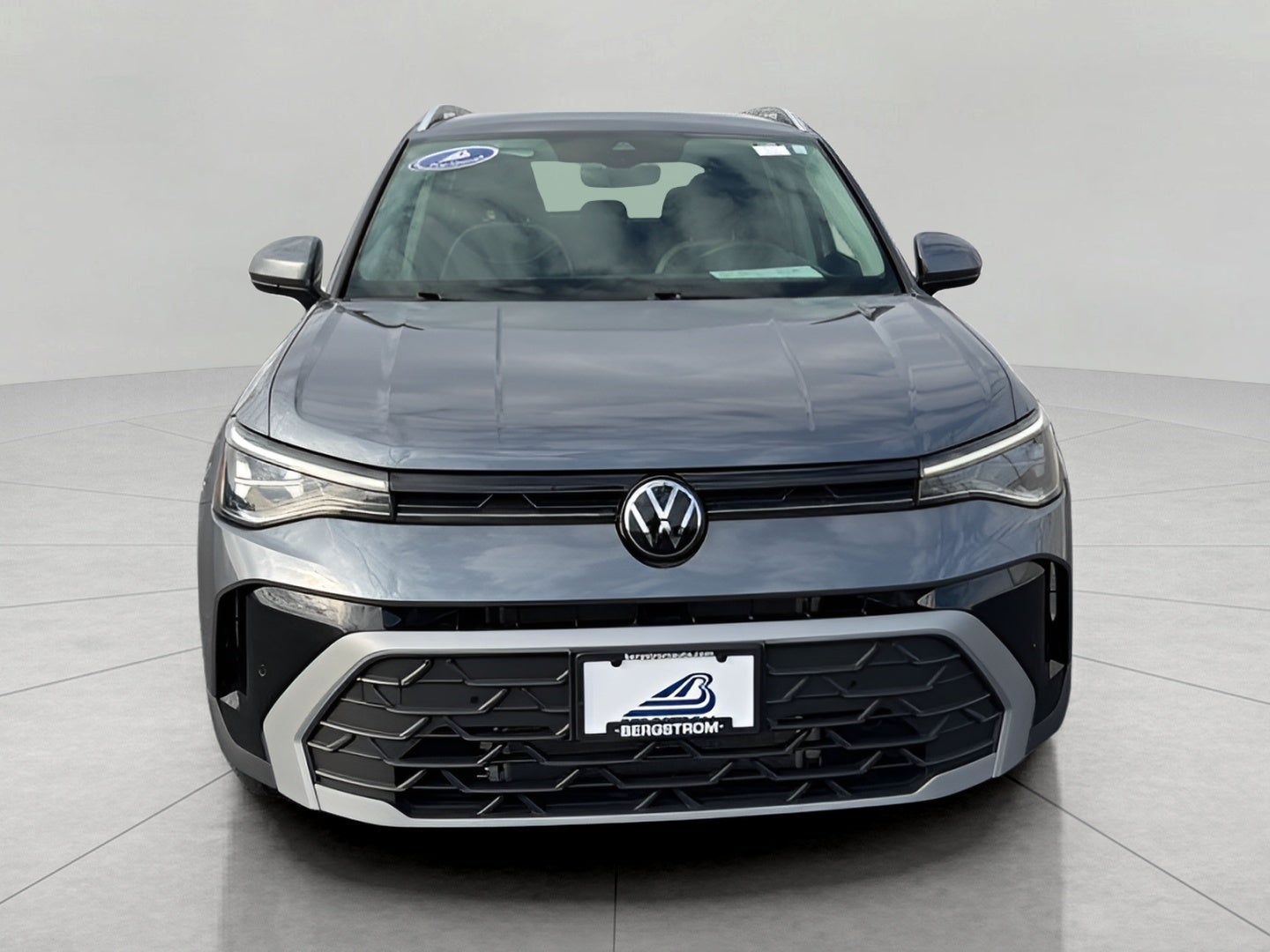 2025 Volkswagen Taos SE 4MOTION