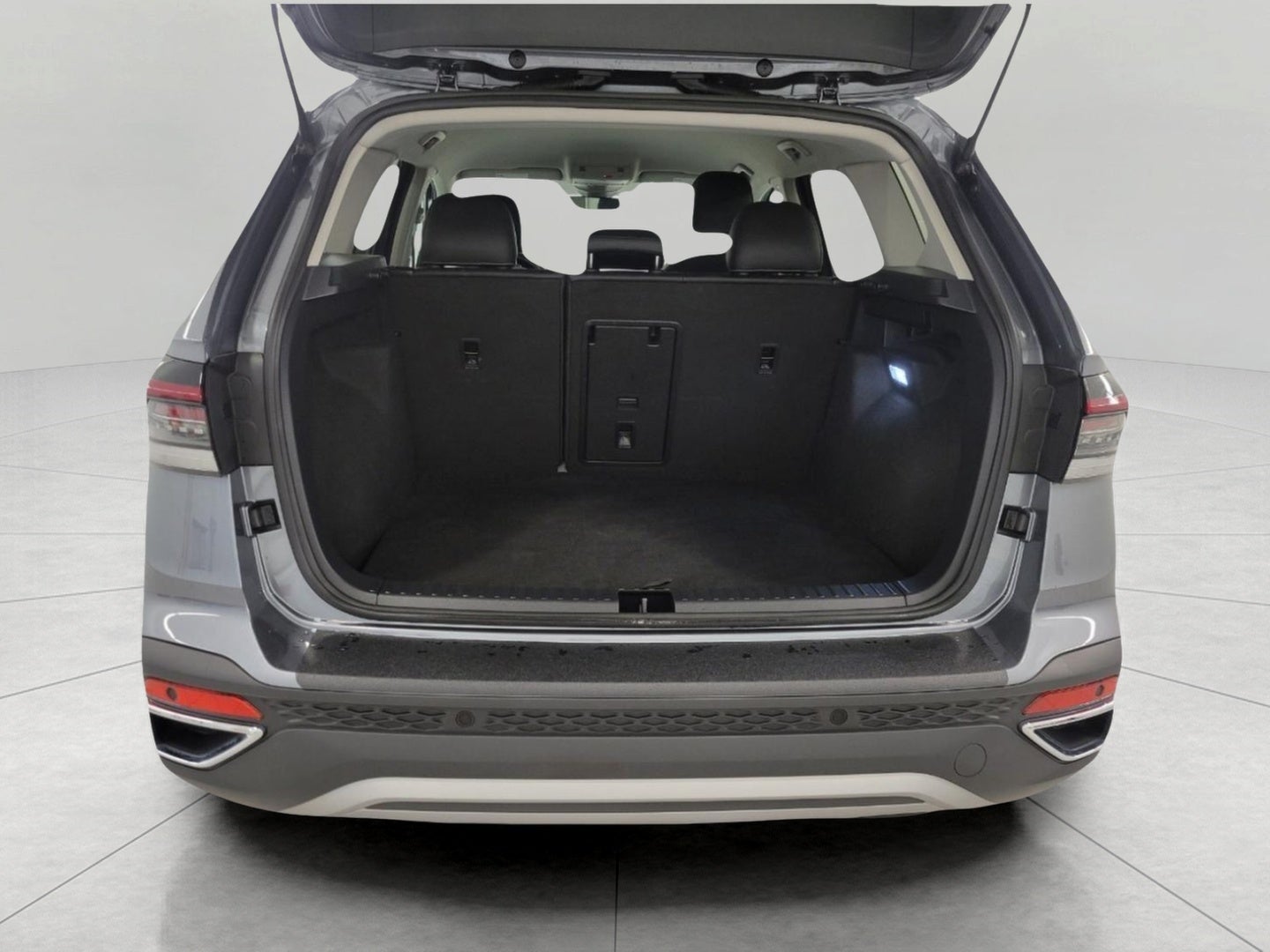 2025 Volkswagen Taos SE 4MOTION