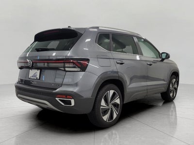 2025 Volkswagen Taos SE 4MOTION