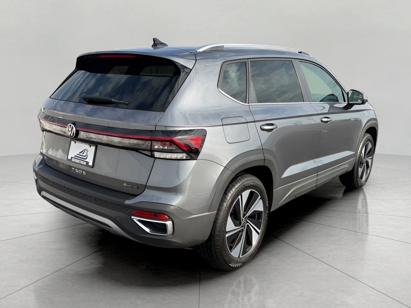 2025 Volkswagen Taos SE 4MOTION