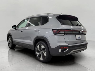 2025 Volkswagen Taos SE 4MOTION