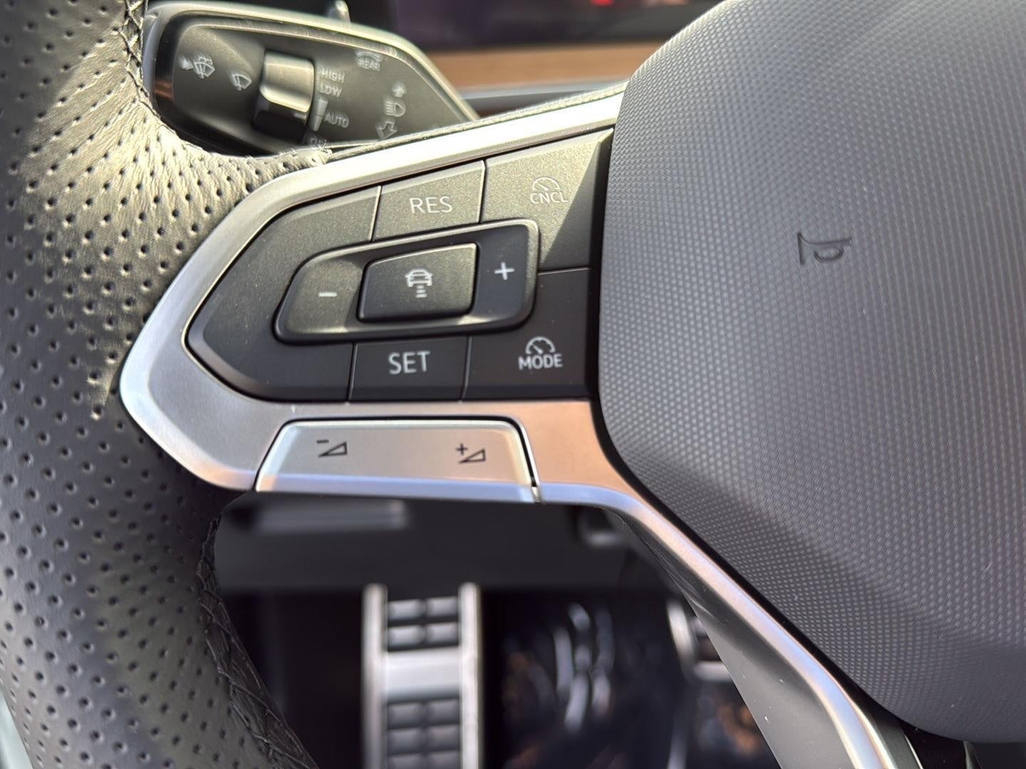 2026 Volkswagen Tiguan SEL R-Line Turbo 4MOTION