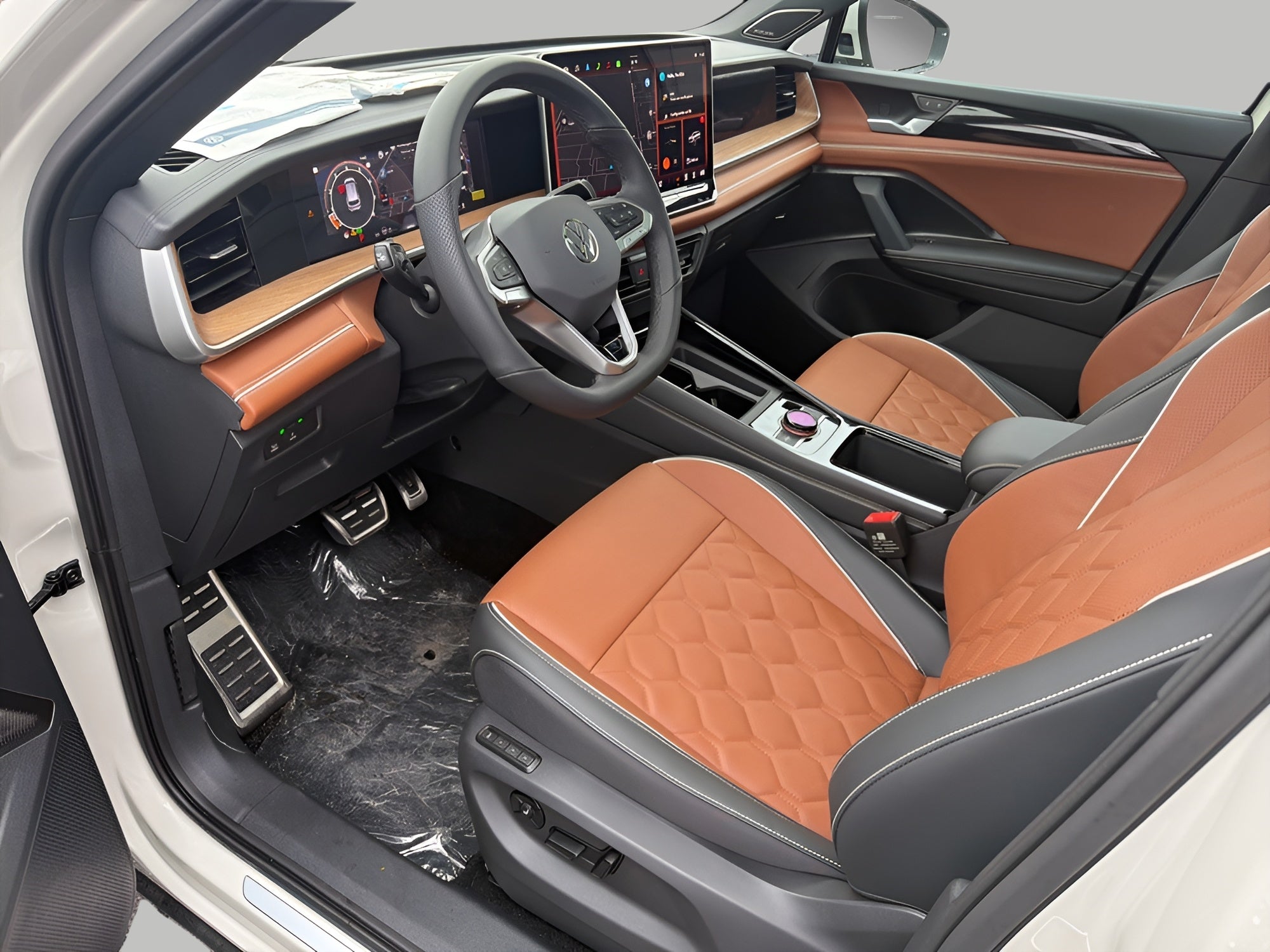 2026 Volkswagen Tiguan 2.0T SEL R-Line Turbo 4MOTION