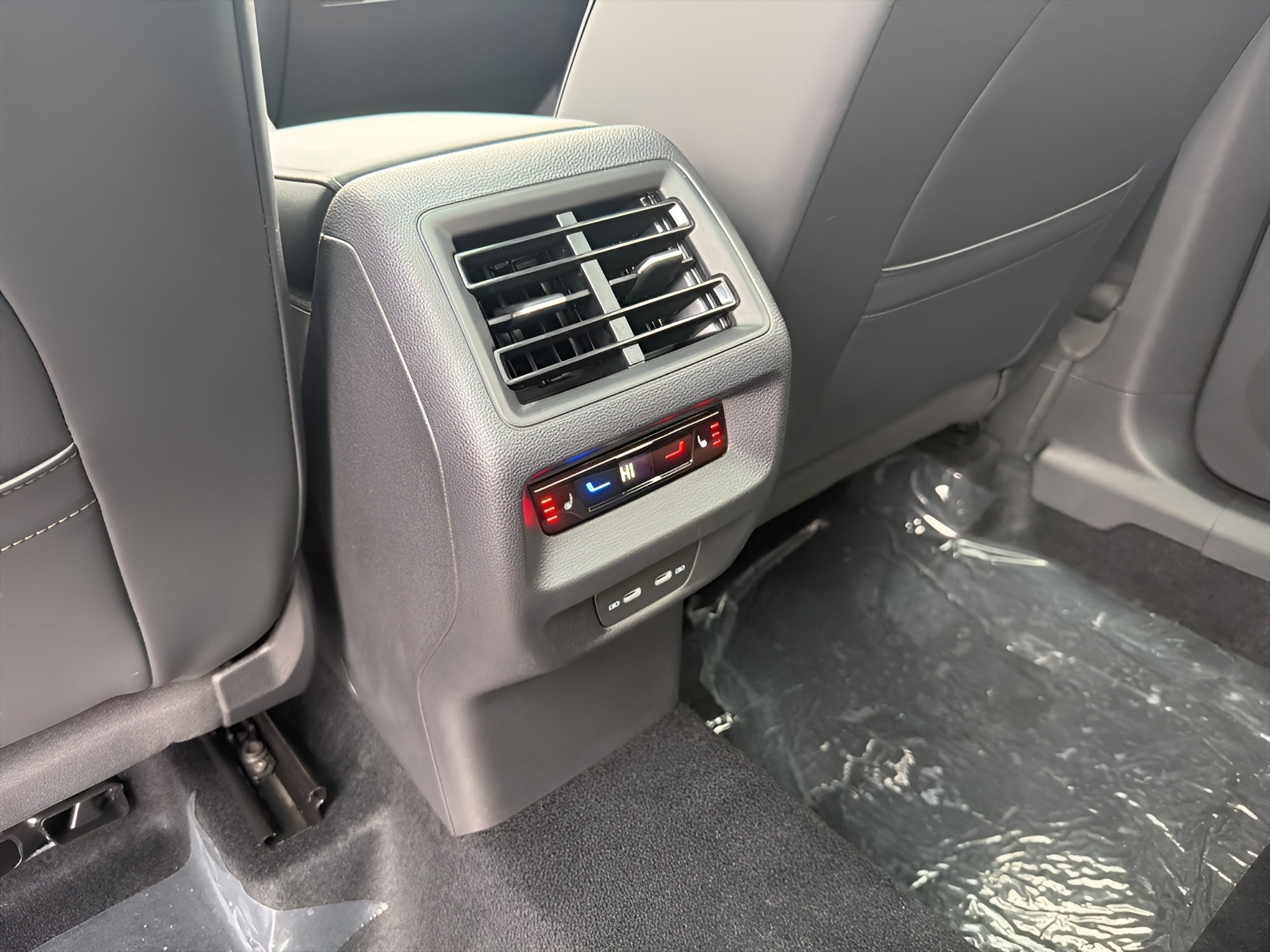 2026 Volkswagen Tiguan 2.0T SEL R-Line Turbo 4MOTION