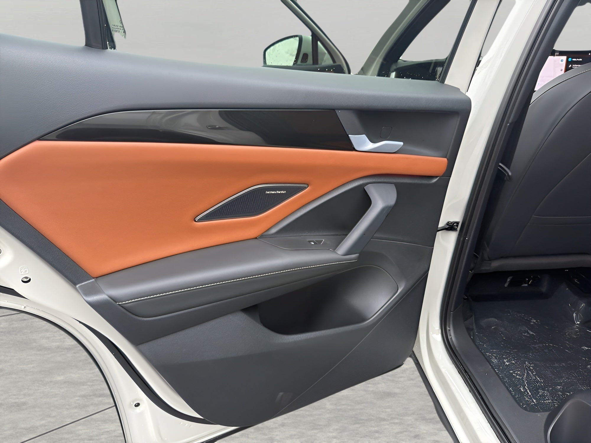 2026 Volkswagen Tiguan 2.0T SEL R-Line Turbo 4MOTION