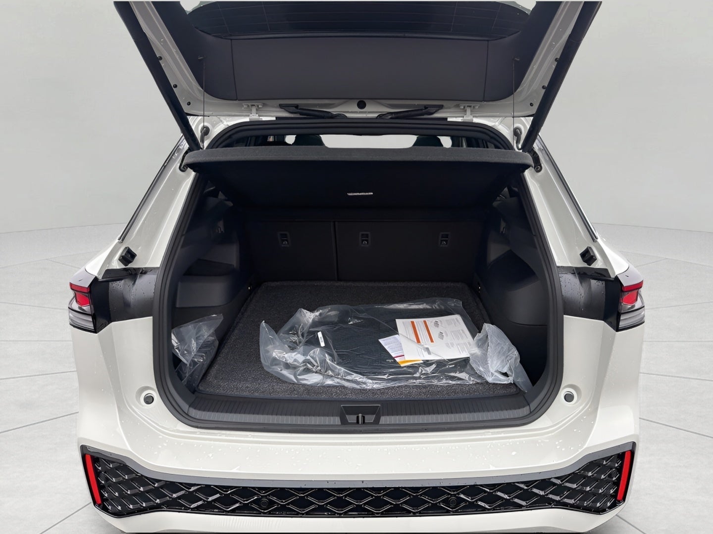 2026 Volkswagen Tiguan 2.0T SEL R-Line Turbo 4MOTION