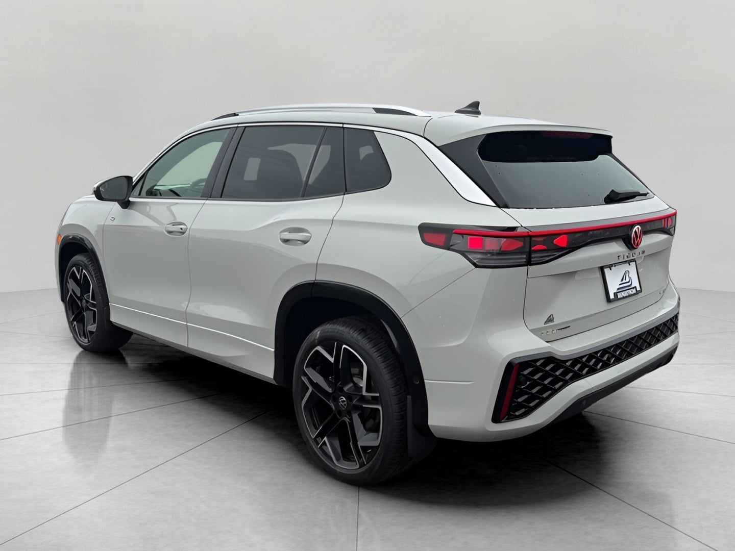 2026 Volkswagen Tiguan 2.0T SEL R-Line Turbo 4MOTION