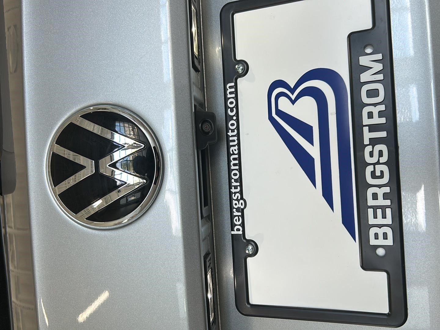 2024 Volkswagen Taos SE 4MOTION