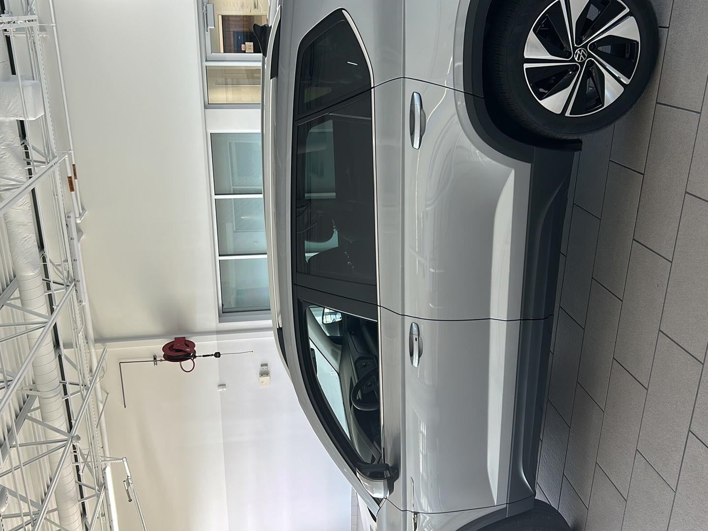 2024 Volkswagen Taos SE 4MOTION