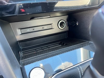 2025 Volkswagen Taos SE 4MOTION