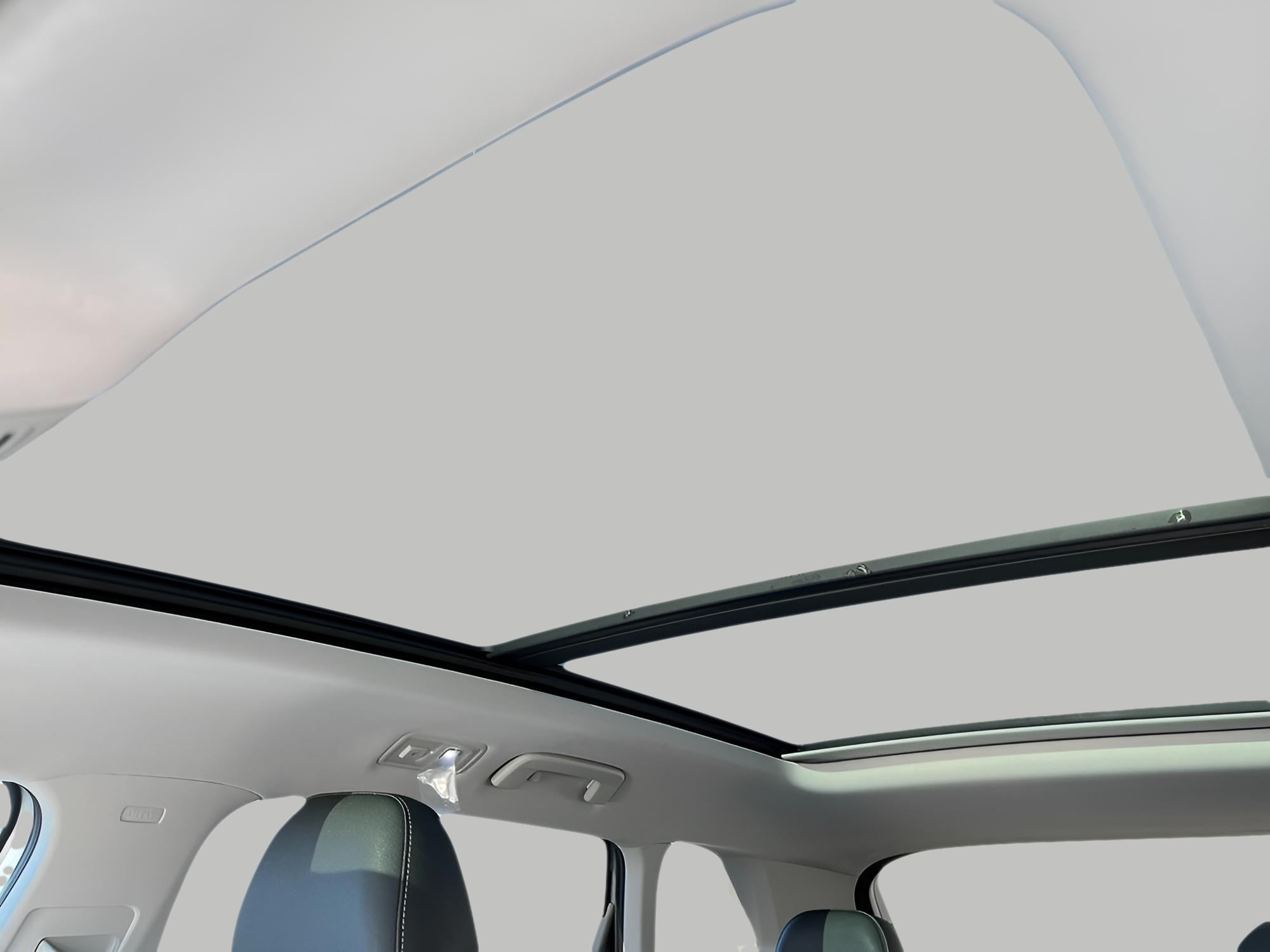 2025 Volkswagen Taos SE 4MOTION