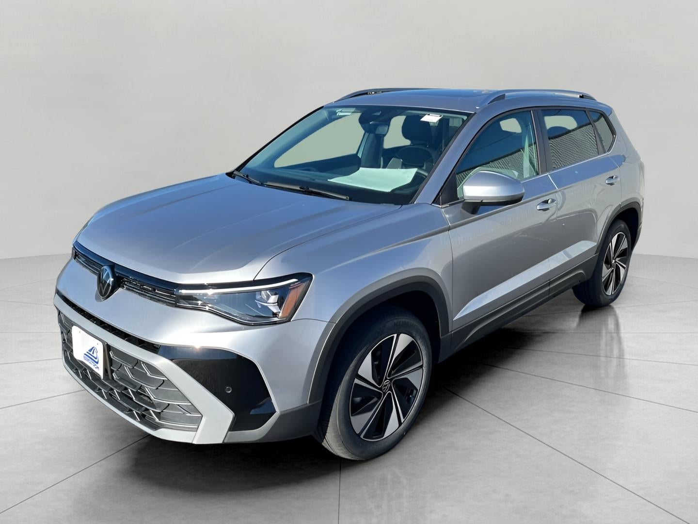 2025 Volkswagen Taos SE 4MOTION