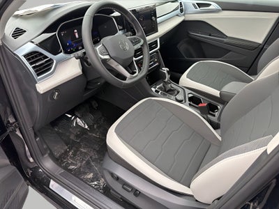 2026 Volkswagen Taos SE 4MOTION