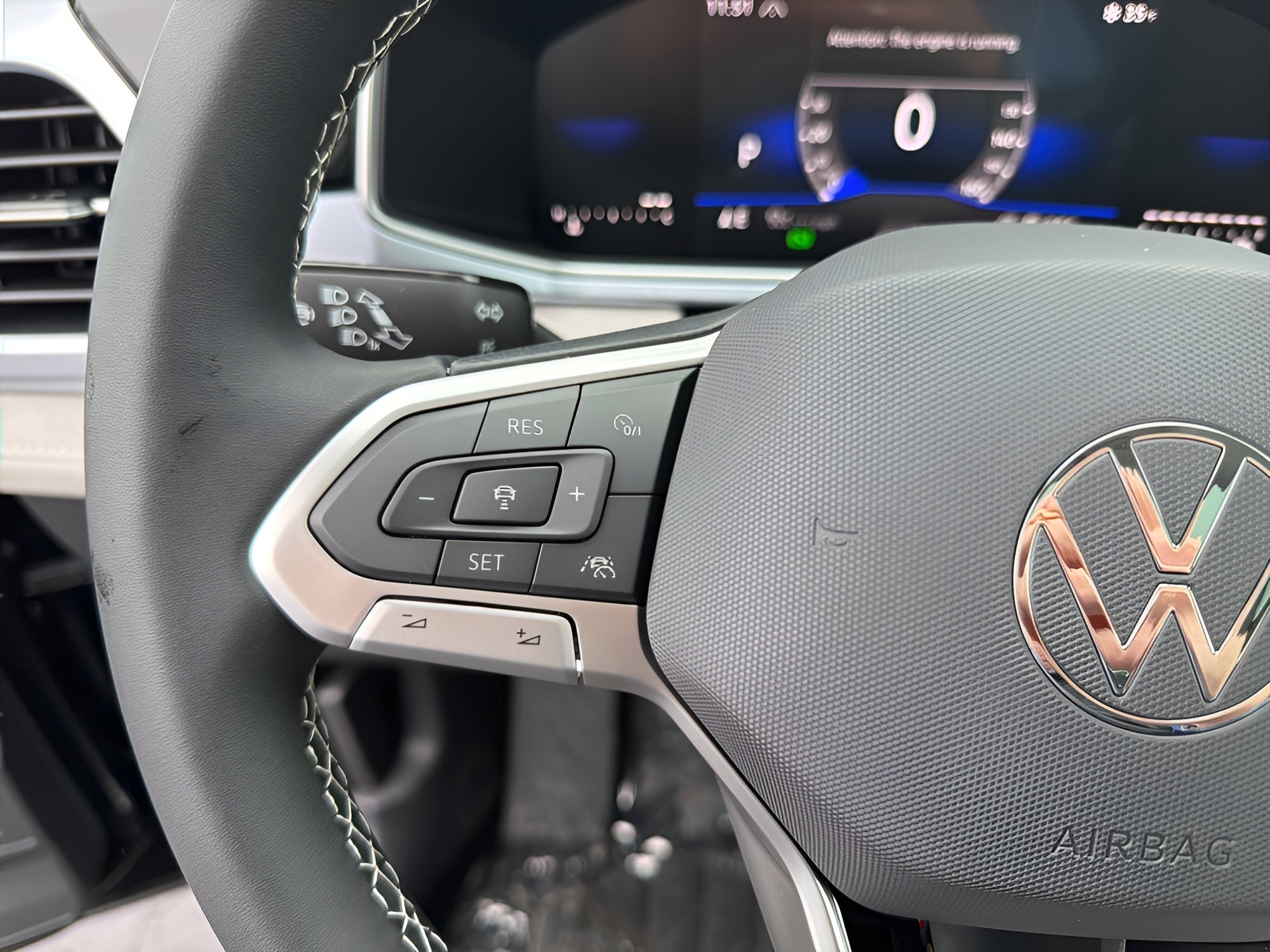 2026 Volkswagen Taos SE 4MOTION