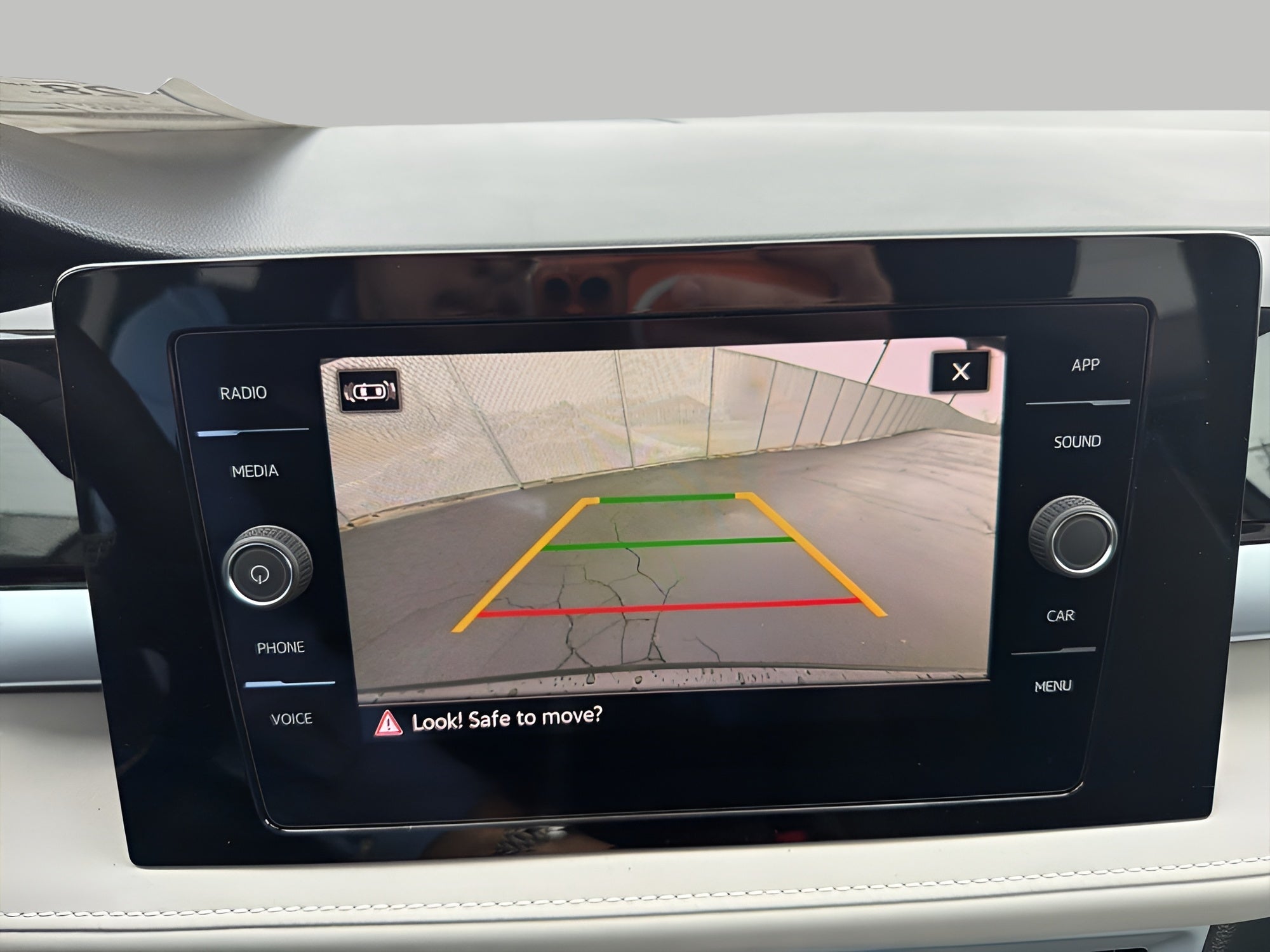 2026 Volkswagen Taos SE 4MOTION