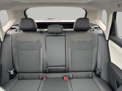 2026 Volkswagen Taos SE 4MOTION