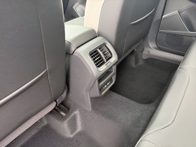 2026 Volkswagen Taos SE 4MOTION