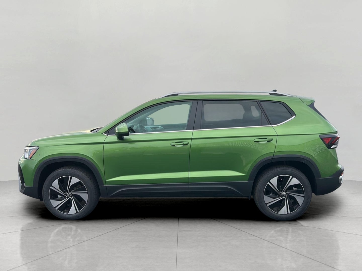 2026 Volkswagen Taos SE 4MOTION