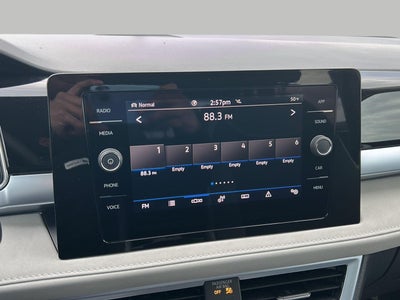 2026 Volkswagen Taos SE 4MOTION
