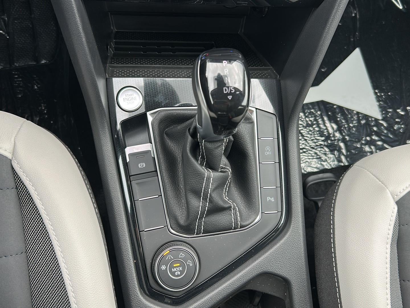 2026 Volkswagen Taos SE 4MOTION