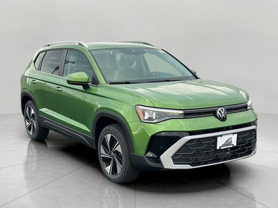 2026 Volkswagen Taos SE 4MOTION