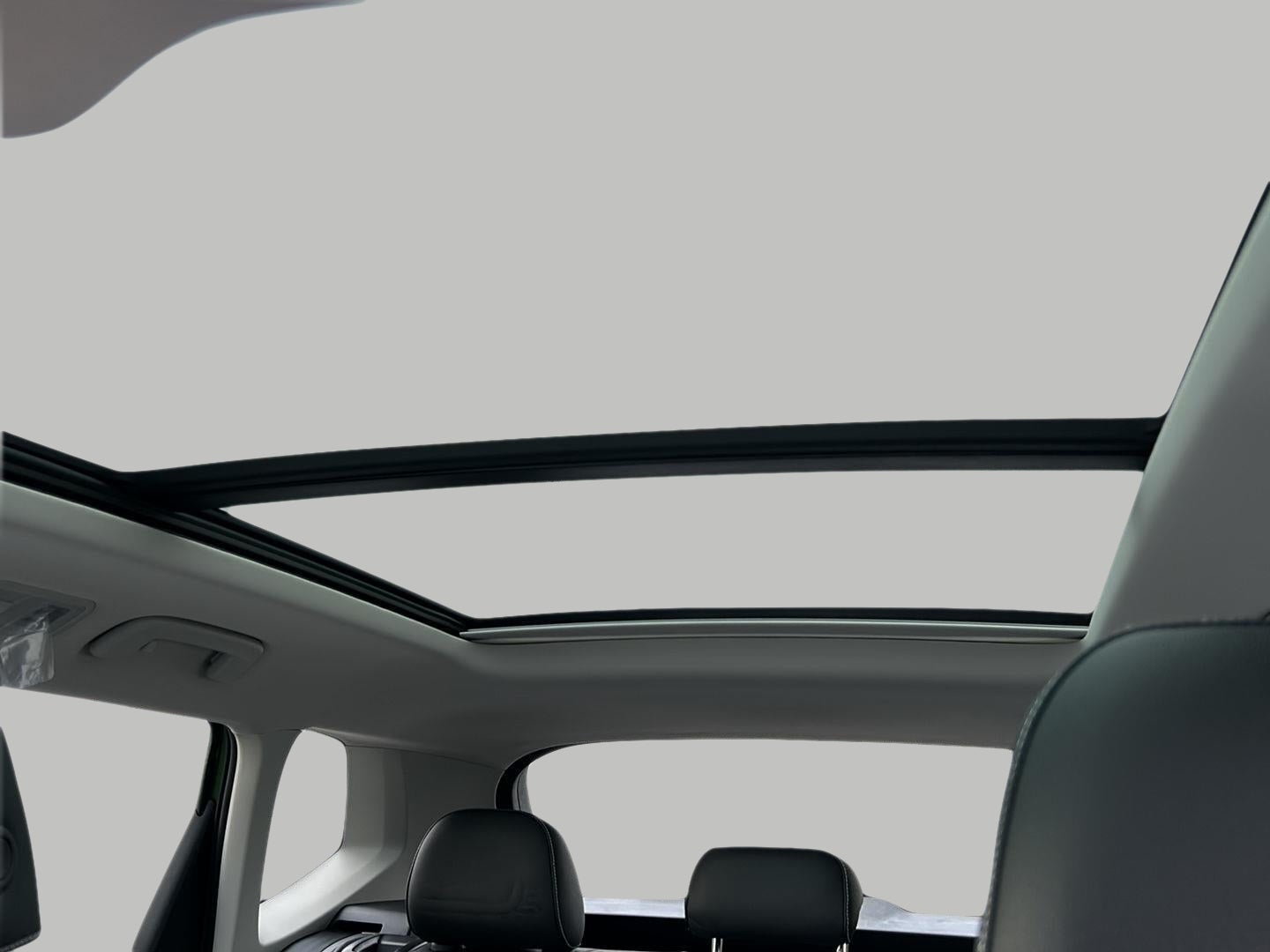 2026 Volkswagen Taos SE 4MOTION