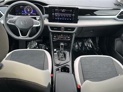 2026 Volkswagen Taos SE 4MOTION
