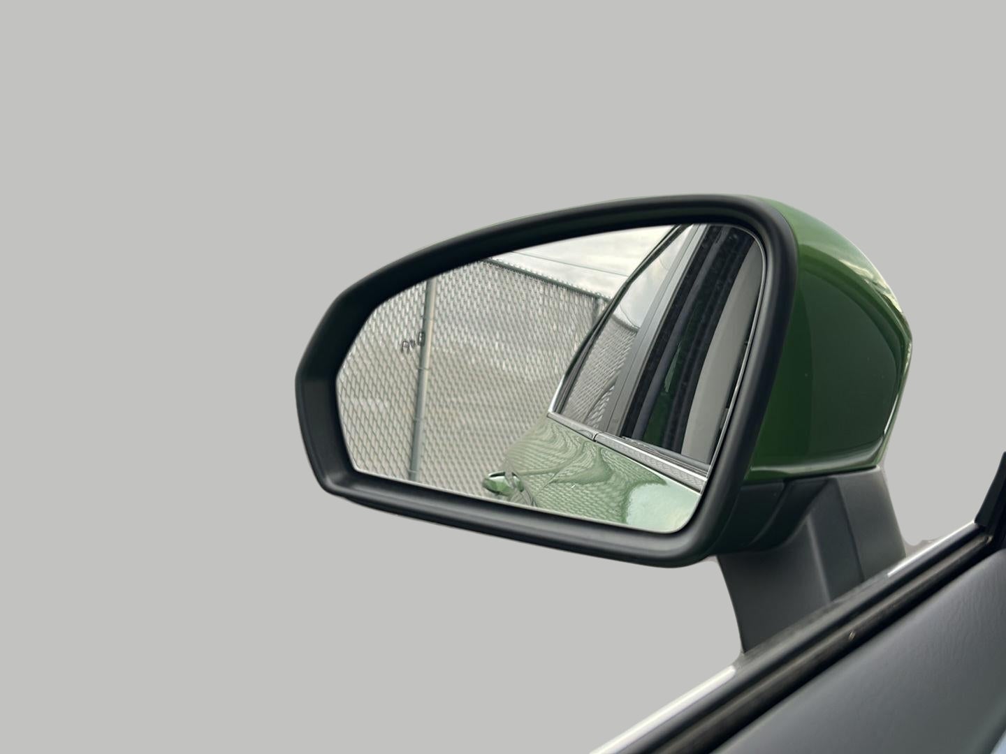 2026 Volkswagen Taos SE 4MOTION