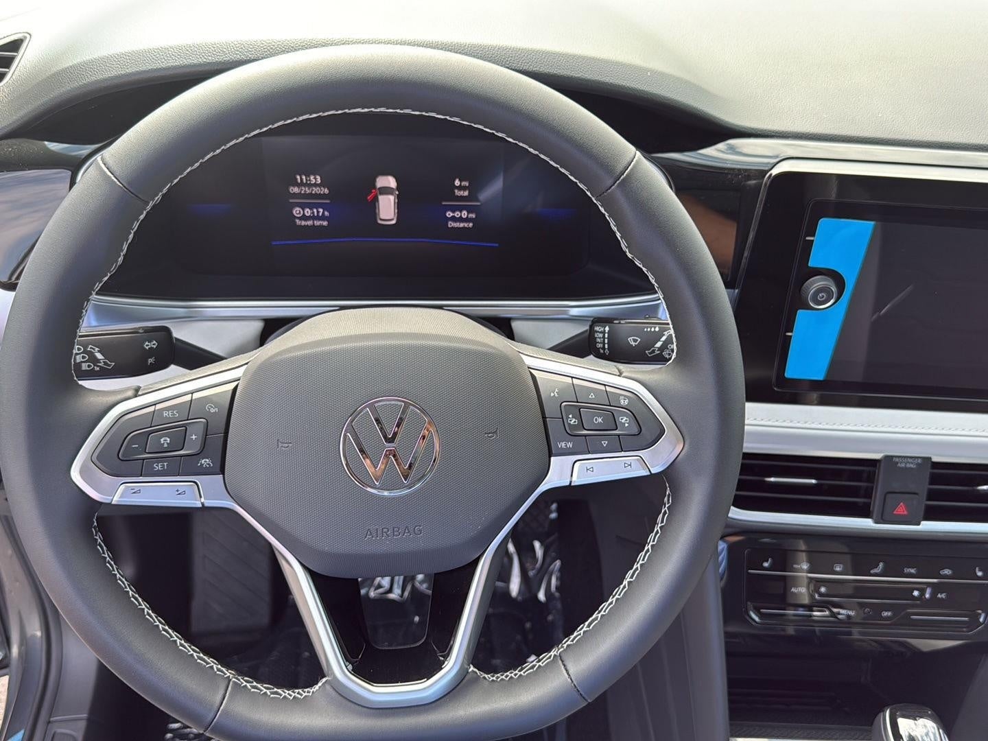 2026 Volkswagen Taos SE 4MOTION