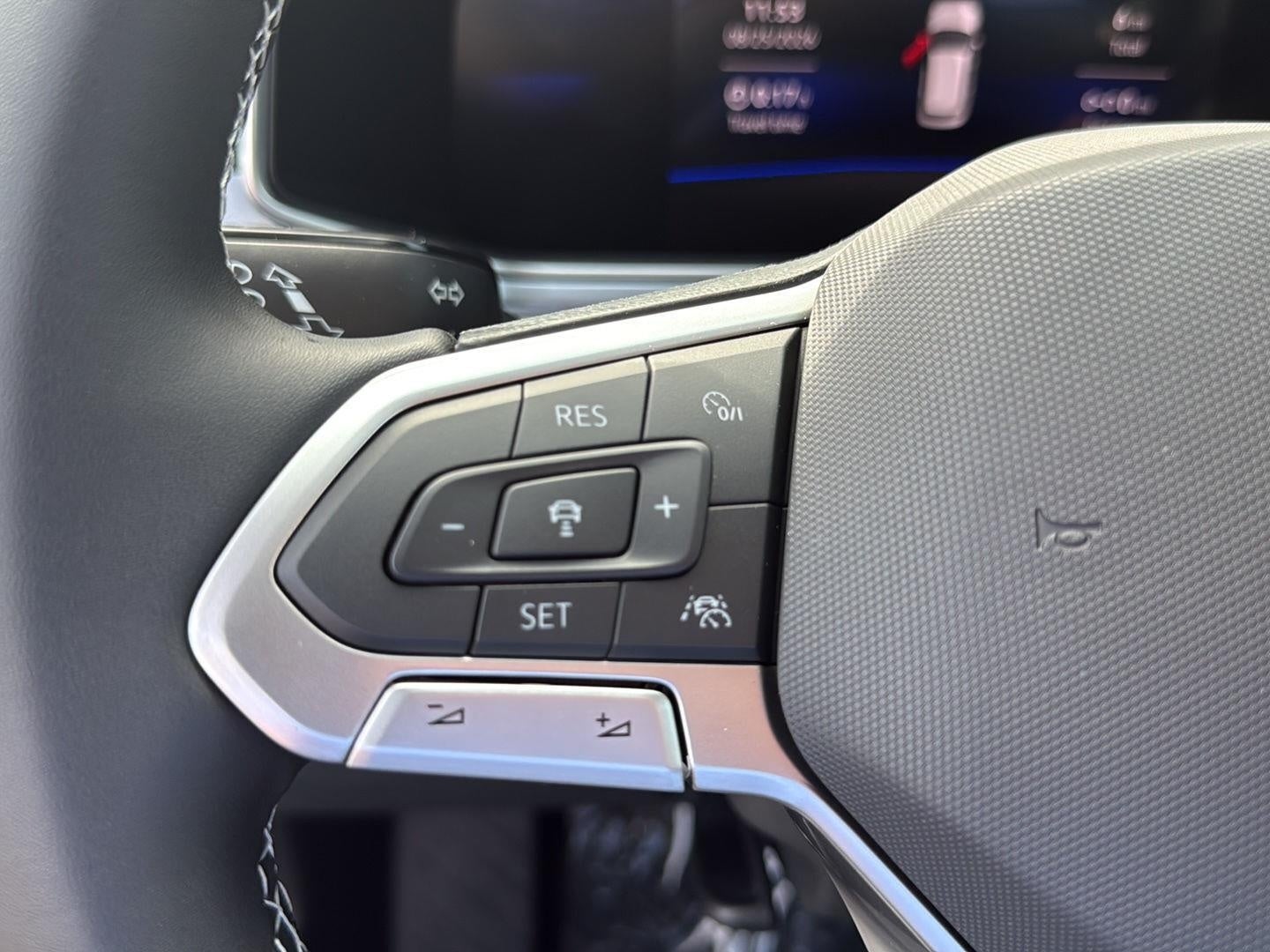 2026 Volkswagen Taos SE 4MOTION