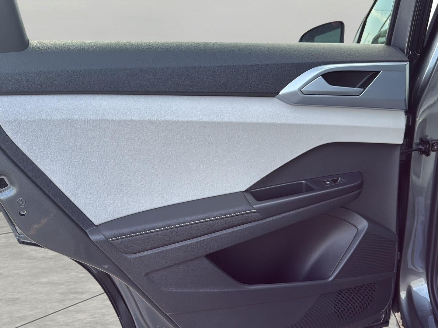 2026 Volkswagen Taos SE 4MOTION