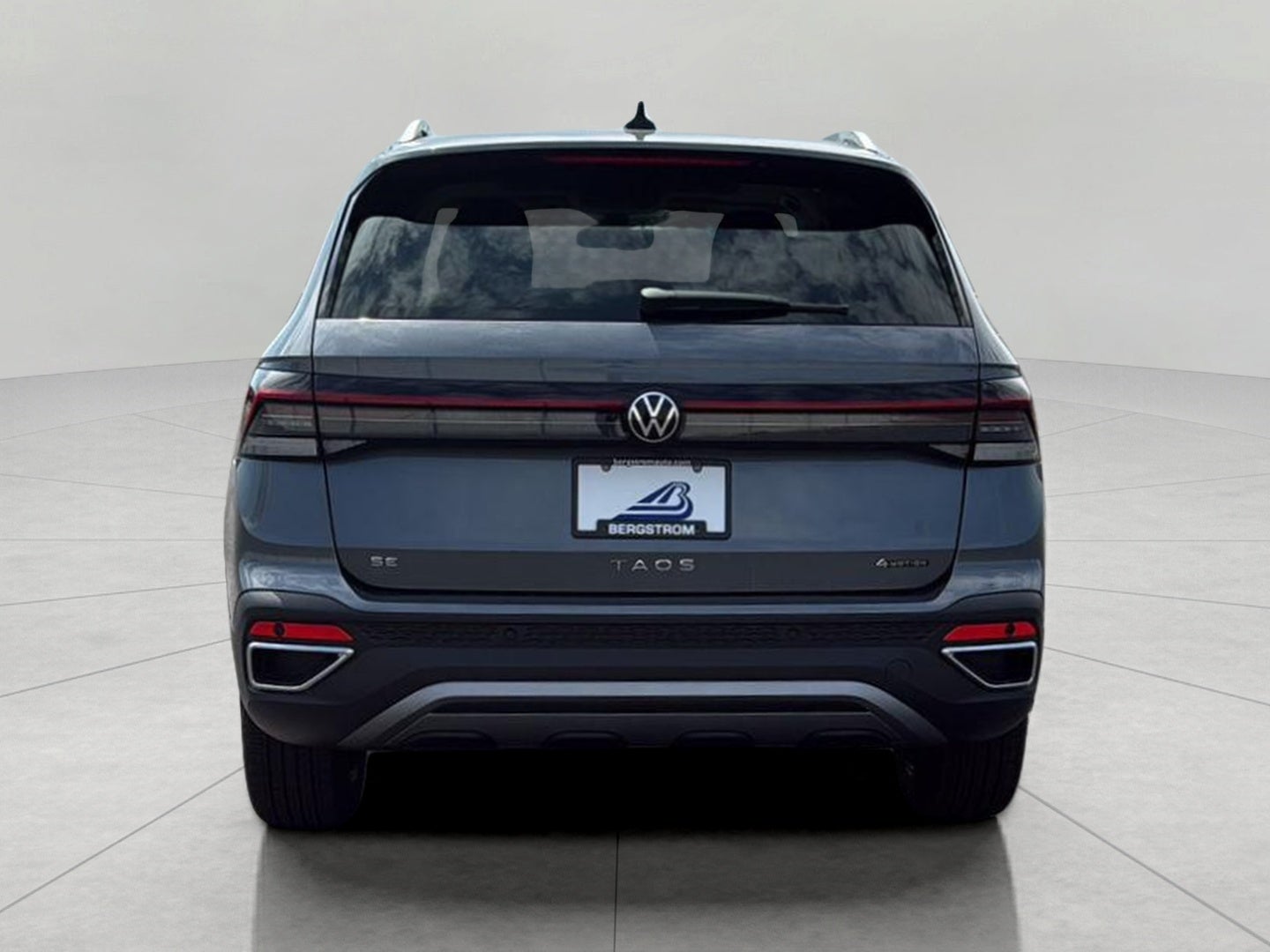 2026 Volkswagen Taos SE 4MOTION