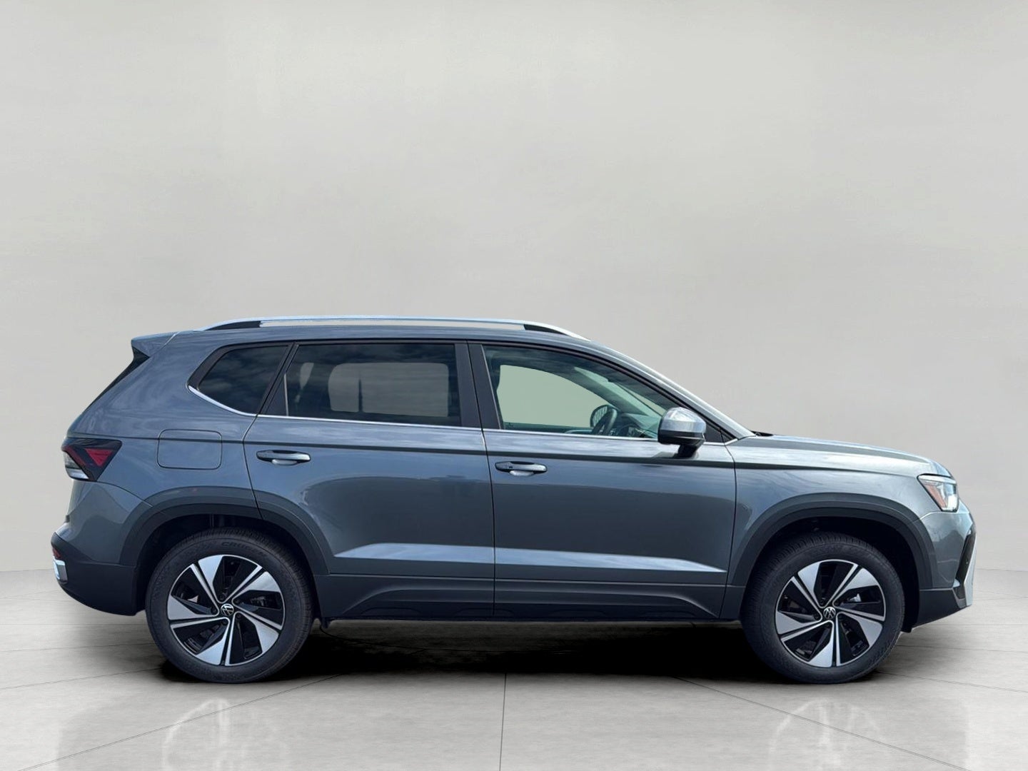 2026 Volkswagen Taos SE 4MOTION