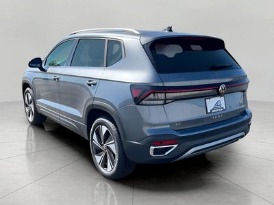 2025 Volkswagen Taos SE 4MOTION