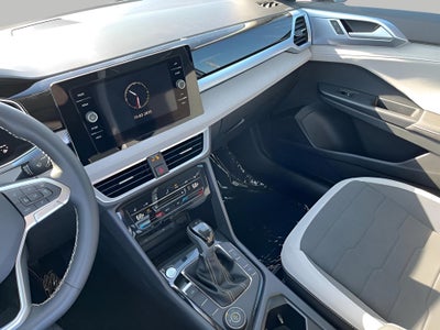 2026 Volkswagen Taos SE 4MOTION