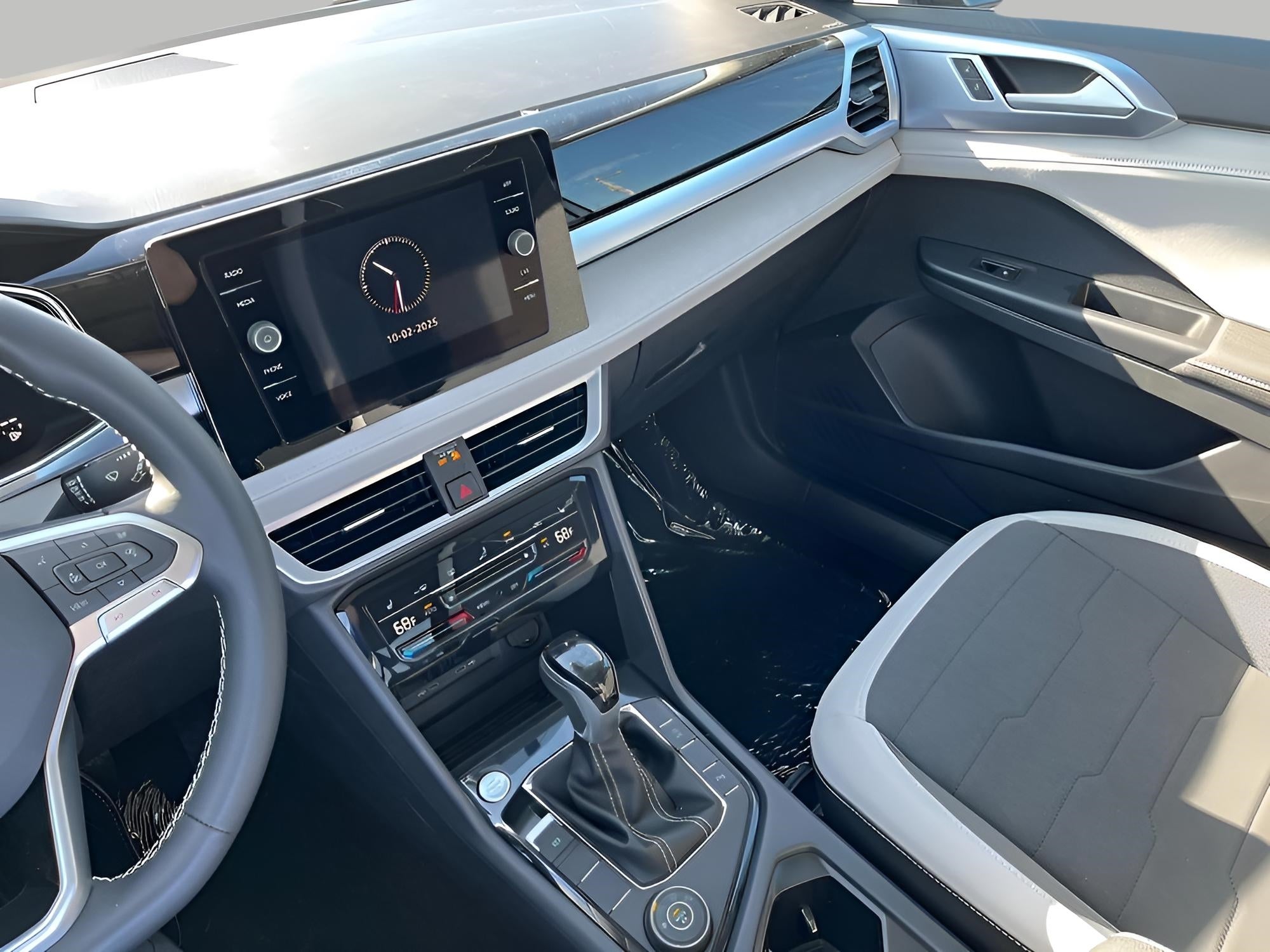 2026 Volkswagen Taos SE 4MOTION