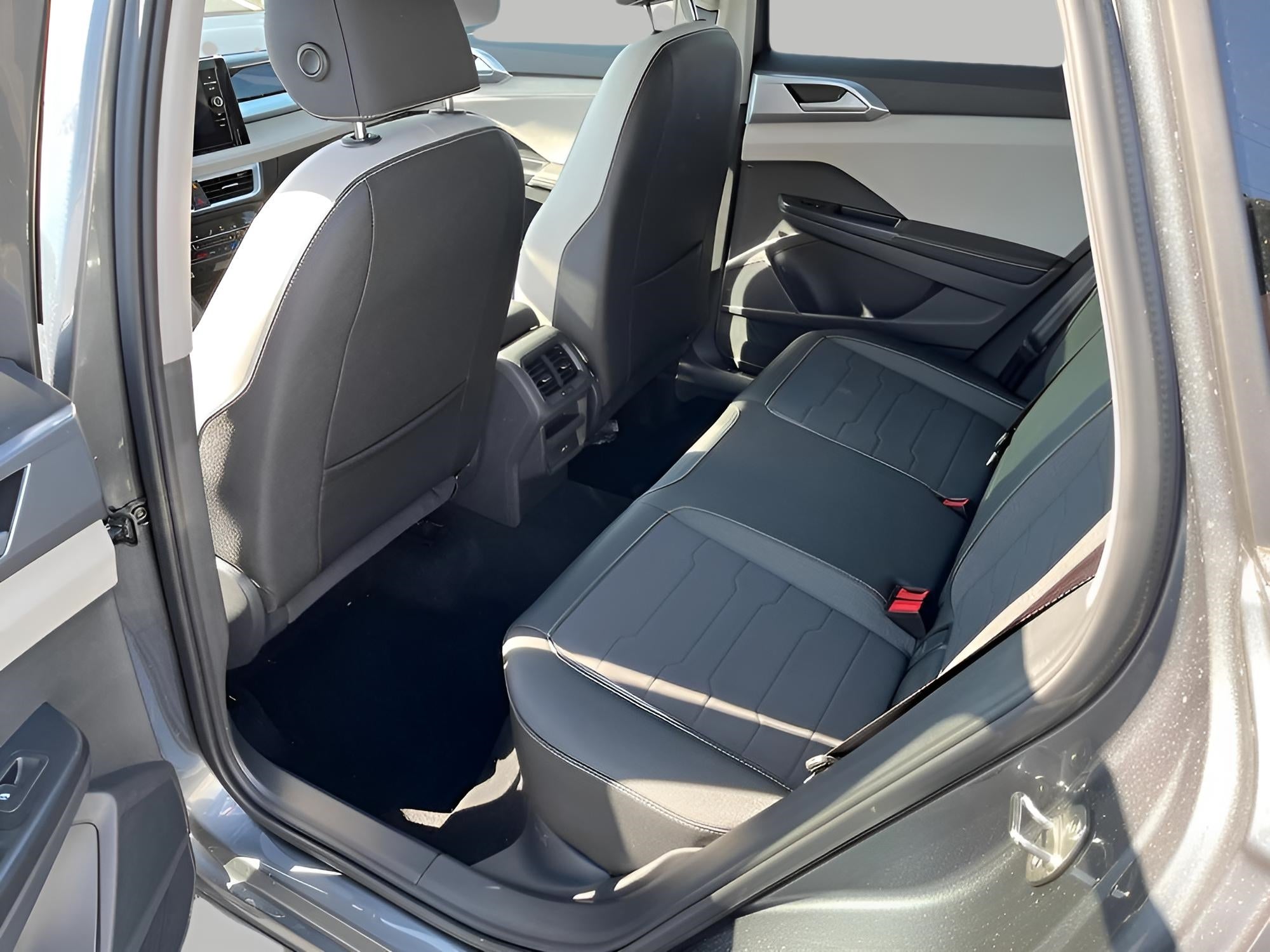 2026 Volkswagen Taos SE 4MOTION