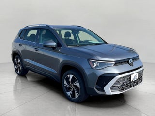 2025 Volkswagen Taos SE 4MOTION